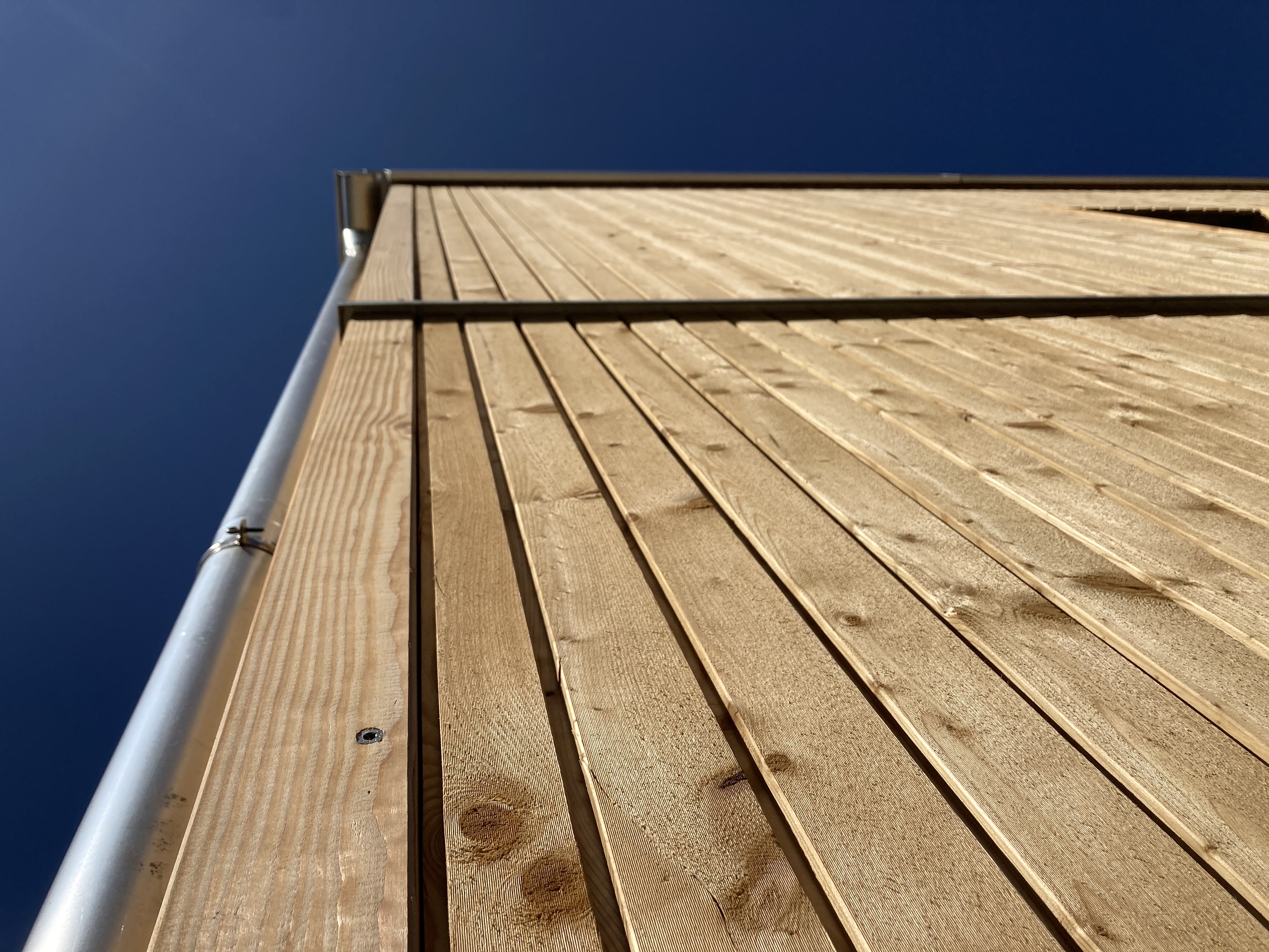 Fassade Lärche Holzfassade vertikal Ammersee nahe München